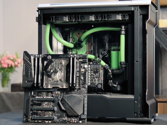 Phanteks Green rebuild 1