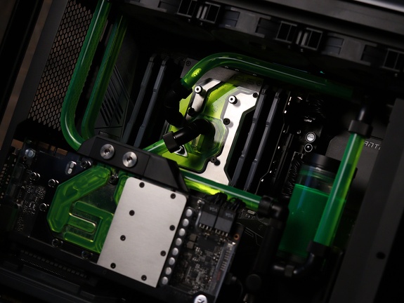 Phanteks Green rebuild 8