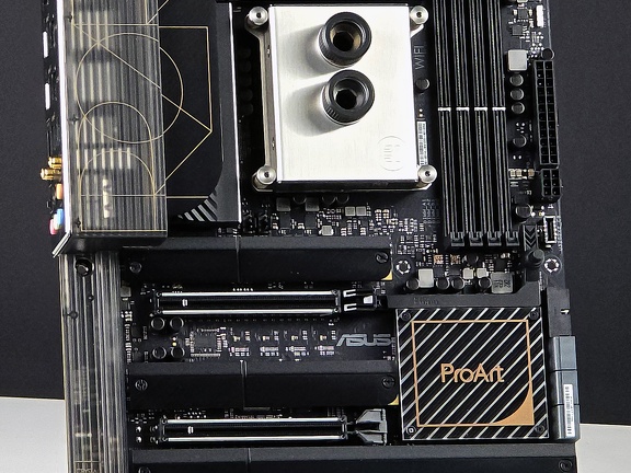 Asus CREATOR build by neSSa 020