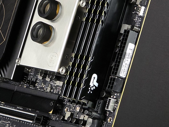 Asus CREATOR build by neSSa 027